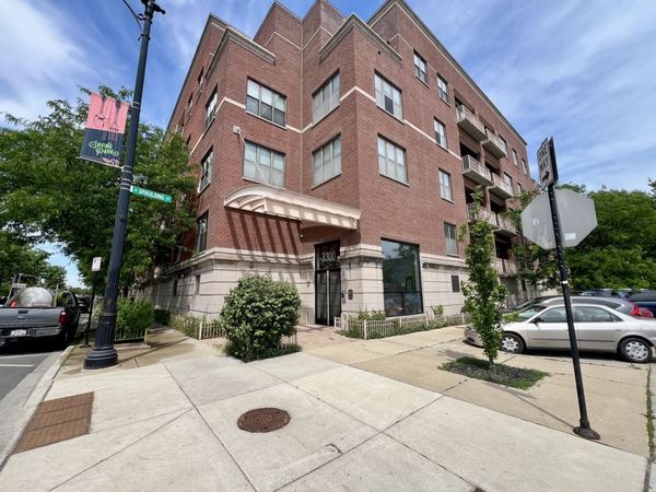 3300 W Irving Park Road, Unit F3, Chicago, IL 60618