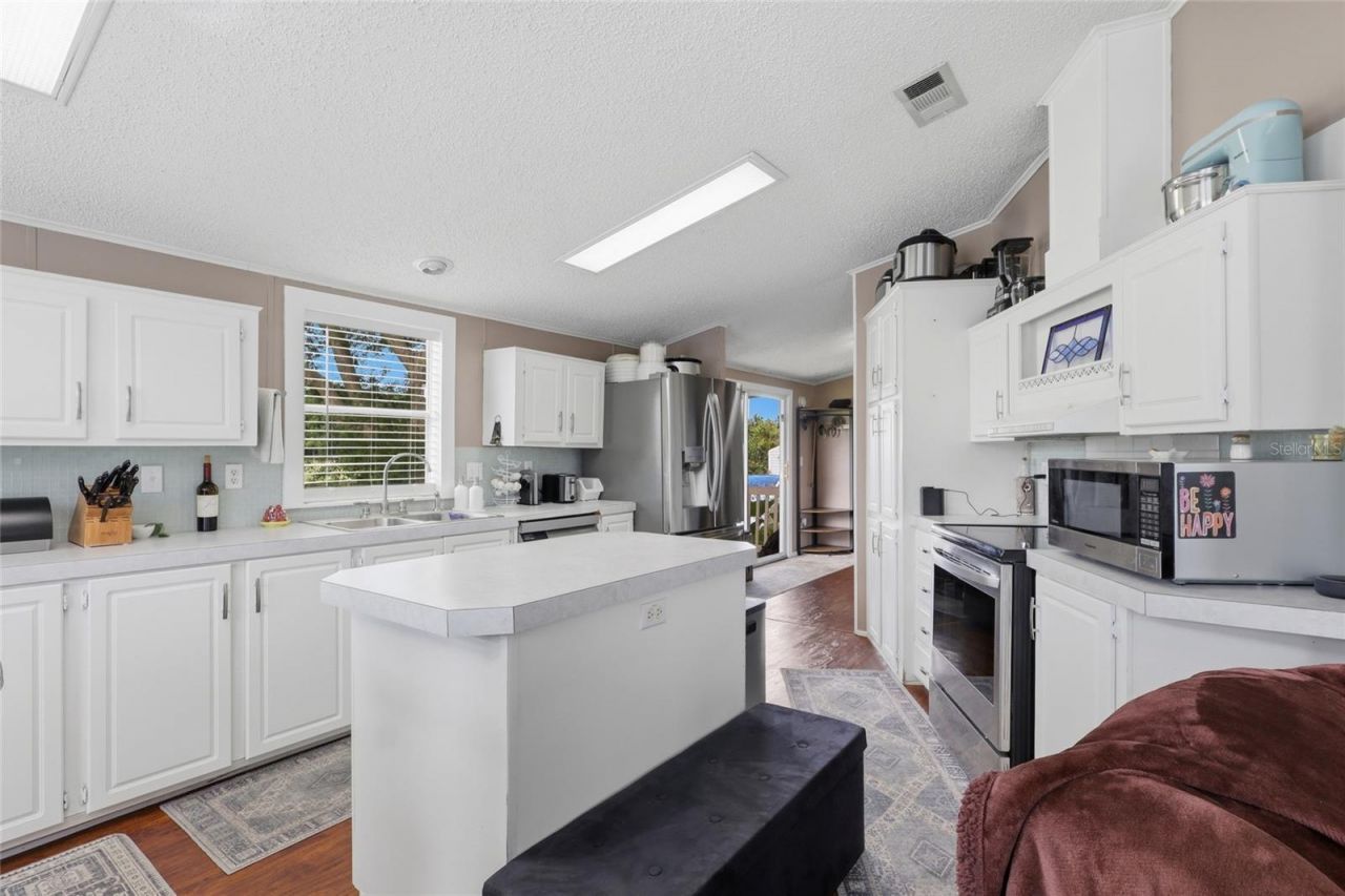 28651 Tupper Road, Wesley Chapel, FL 33545 Photo