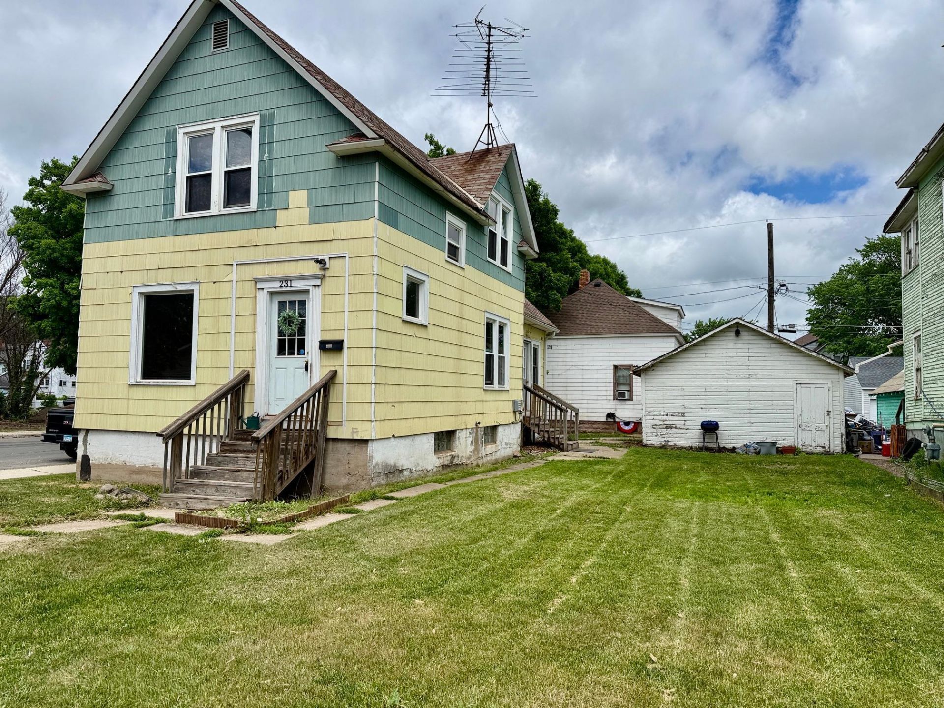 231 8th Street S, Virginia, MN 55792
