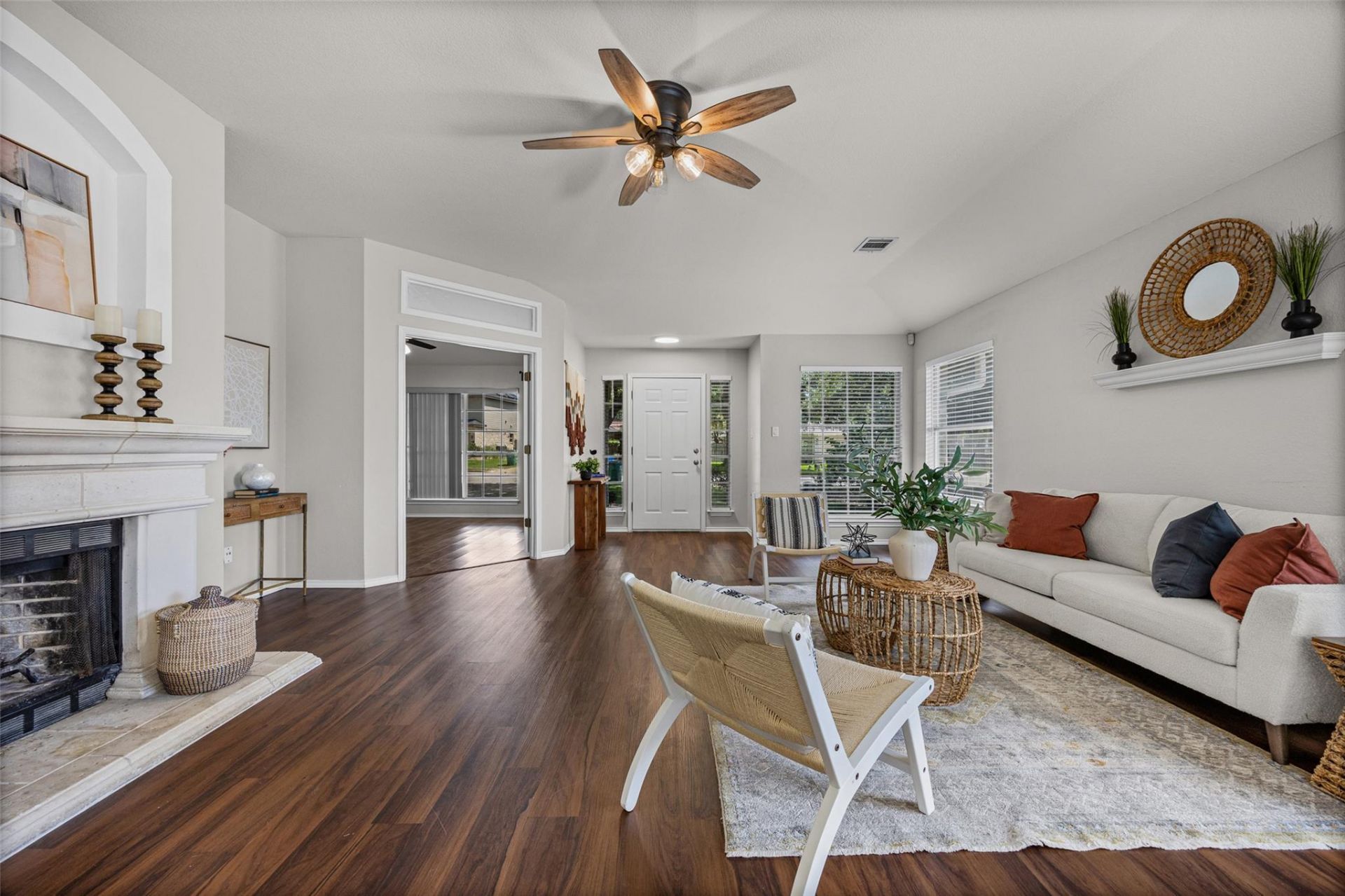 1524 Lochaline Loop , Pflugerville, TX 78660 Main Photo