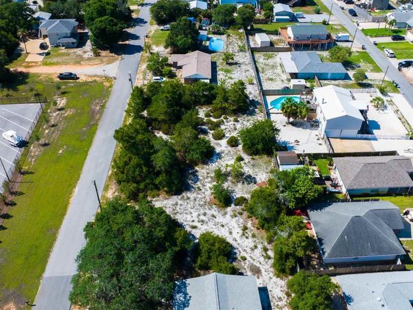 5700 Monterey Ave, Pensacola, FL 32507