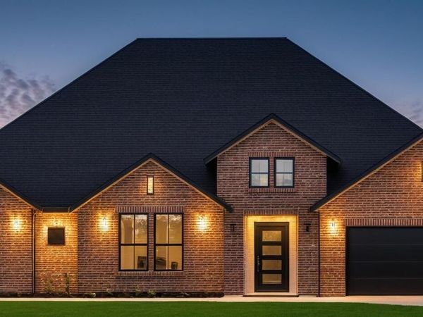286 Firewheel Loop, Floresville, TX 78114
