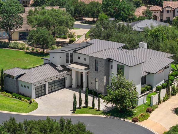 8 KINGS MNR, San Antonio, TX 78257