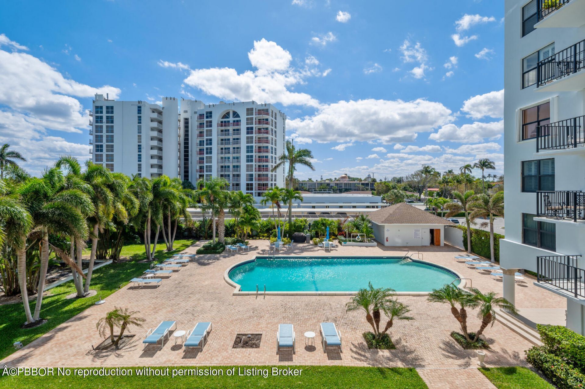 3800 Washington Road, Unit 303, West Palm Beach, FL 33405 Photo