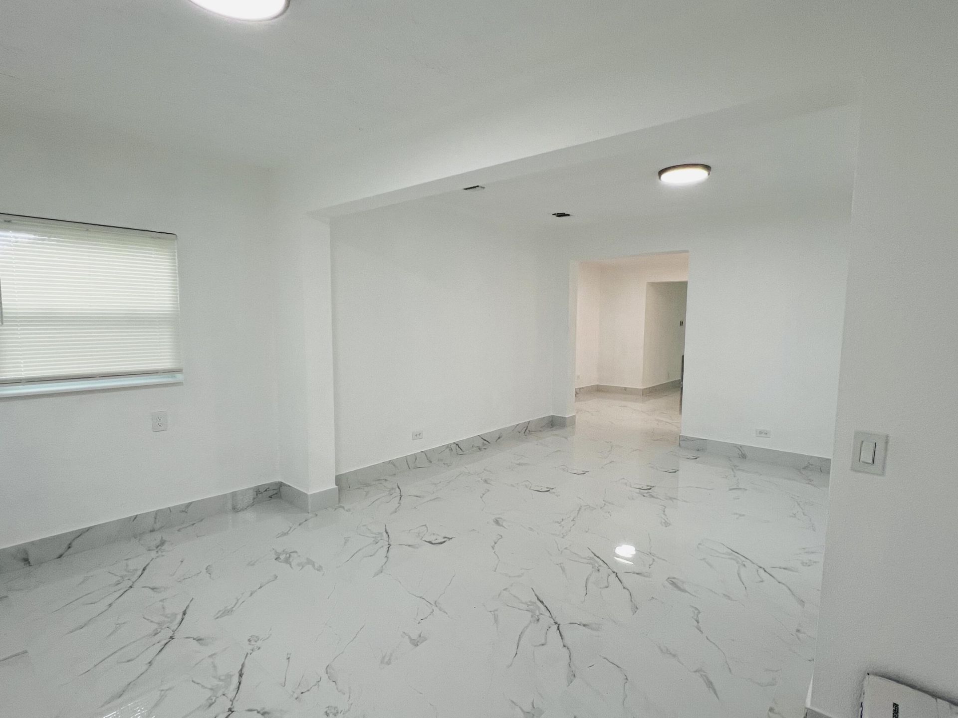 525 NW 22nd Avenue, Fort Lauderdale, FL 33311 Photo