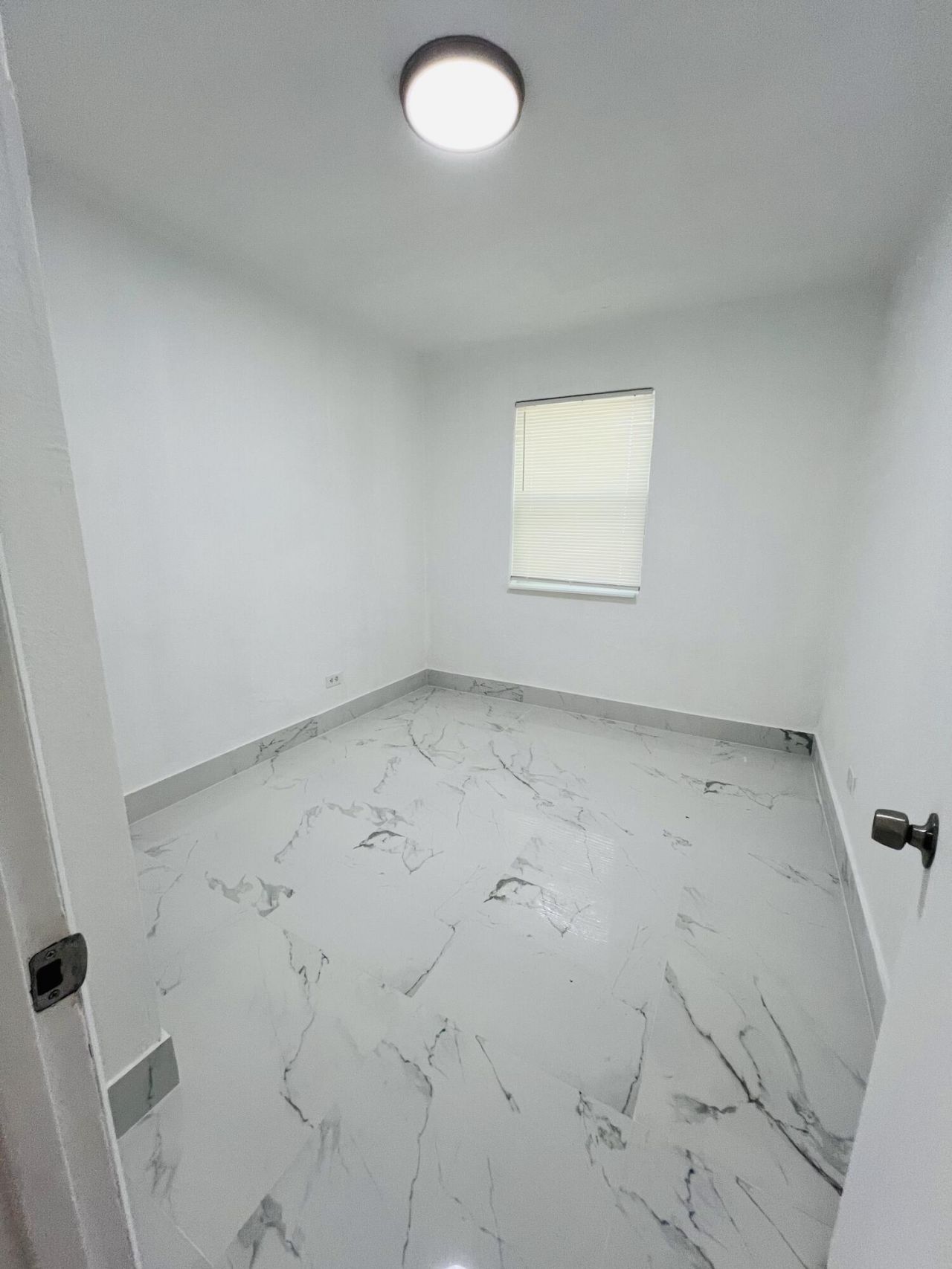 525 NW 22nd Avenue, Fort Lauderdale, FL 33311 Photo