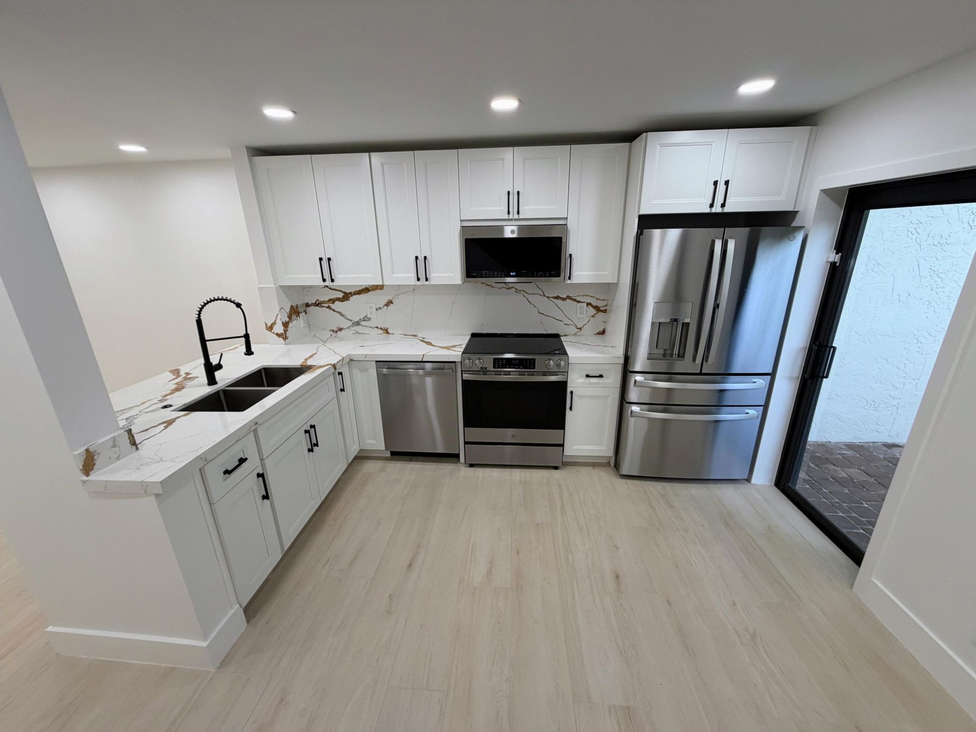 575 NE 7th Avenue, Unit 4b, Fort Lauderdale, FL 33301 Photo
