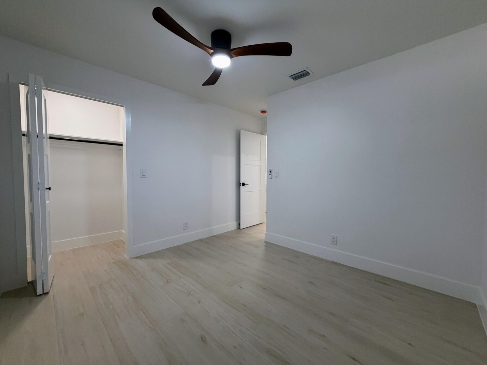 575 NE 7th Avenue, Unit 4b, Fort Lauderdale, FL 33301 Photo