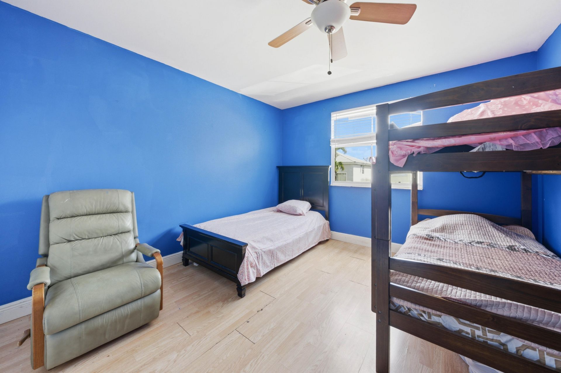 6582 Bayfront Drive, Margate, FL 33063 Photo