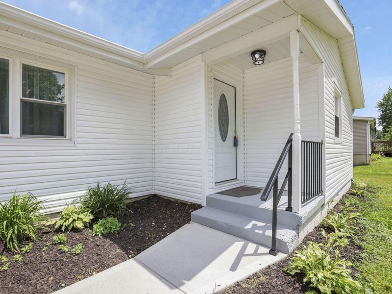 125 Ashcraft Drive, Granville, OH 43023 Photo 6