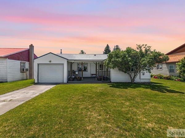 230 E Shelley Street, IDAHO FALLS, ID 83402