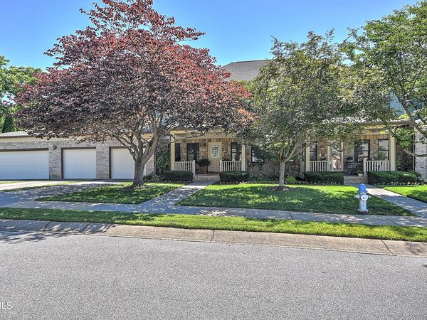 221 Westshore Pointe, Johnson City, TN 37601