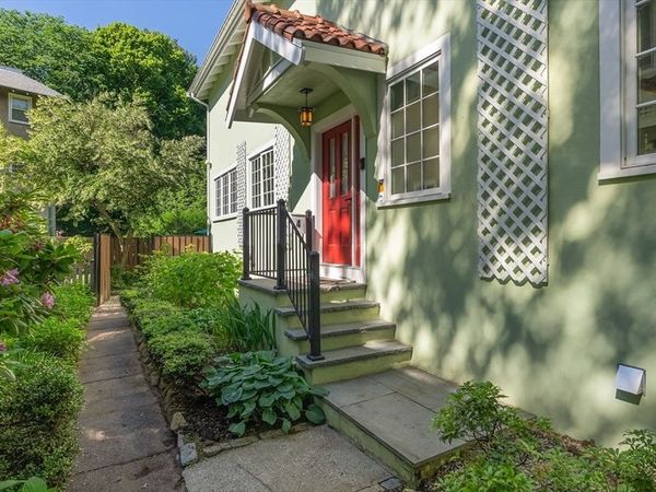4 Gracewood Park, Cambridge, MA 02138