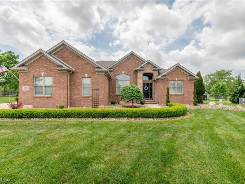 20000 Crowberry Court, North Lima, OH 44452 Photo 1