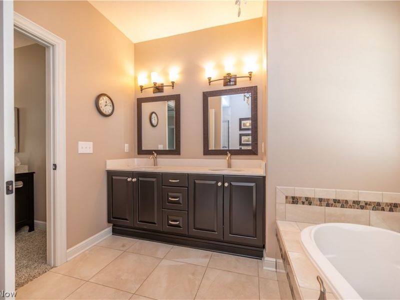 20000 Crowberry Court, North Lima, OH 44452 Photo 23