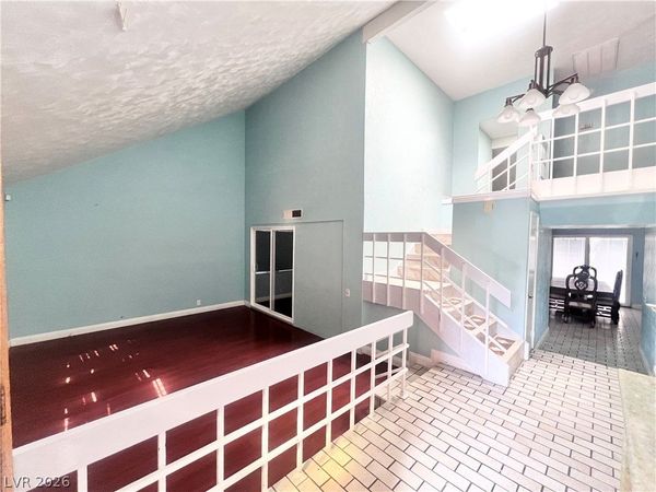 5009 Mesa View Drive , Las Vegas, NV 89120