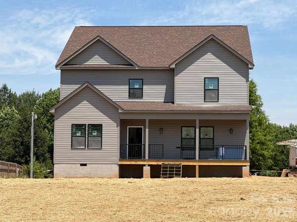 135 Elmwood Road , Statesville, NC 28625