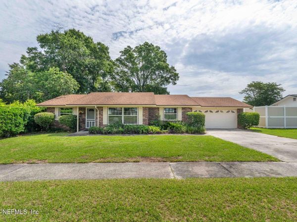 8608 HAMMONDWOOD Road S, Jacksonville, FL 32221
