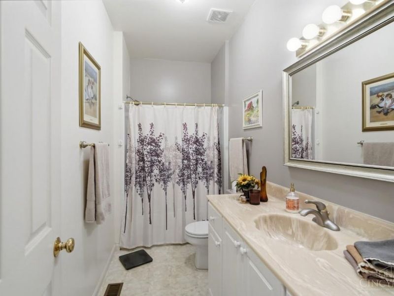5503 Enterprise Drive, Miami Twp, OH 45150 Photo 46