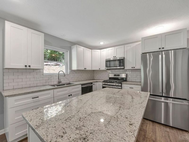 5143 Camargo Road, Cincinnati, OH 45227 Photo 5