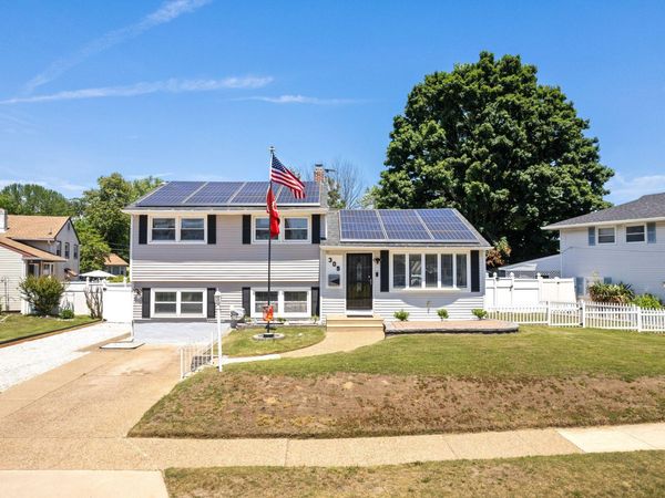 305 CECELIA DRIVE , BLACKWOOD, NJ 08012