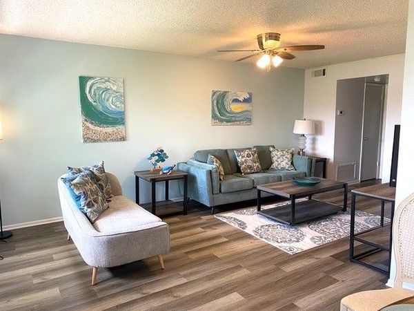 53 Woodland Drive, Unit 105, Vero Beach, FL 32962