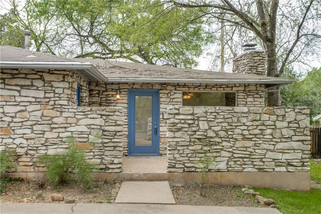 2313 La Casa Dr , Unit B, Austin, TX 78704 Main Photo