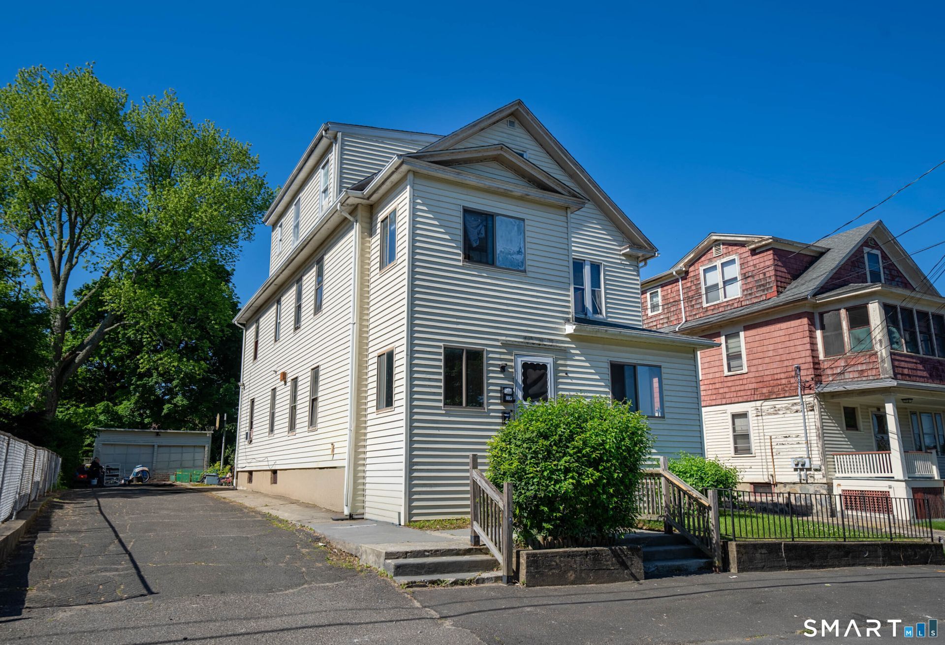 48 Temple, Waterbury, CT 06706 Main Photo