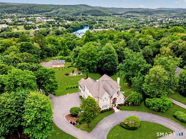 17 Meredith, New Milford, CT 06776