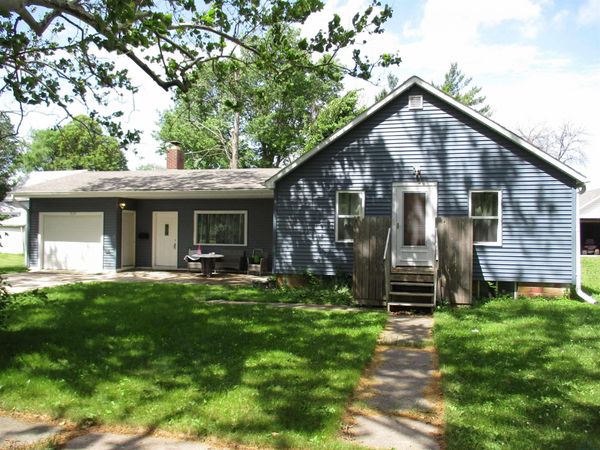 515 N 1st Street, Laurens, IA 50554