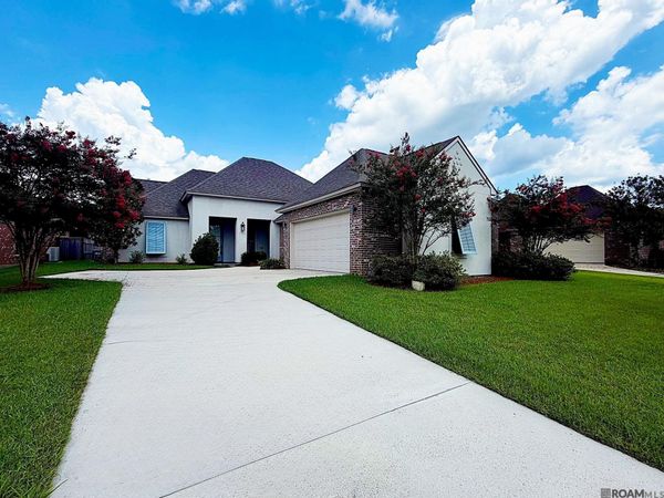 36138 Bluff Meadows Dr, Prairieville, LA 70769