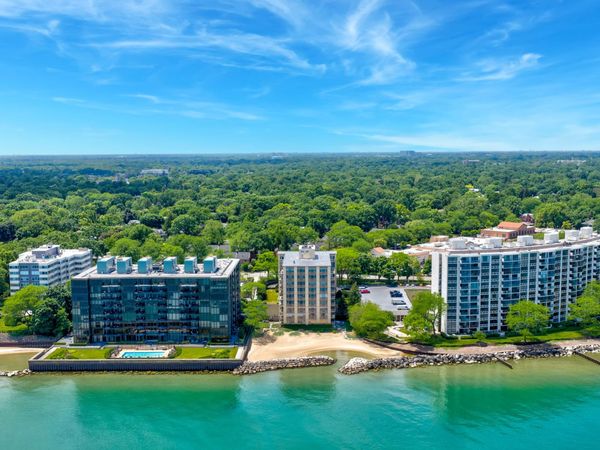 1440 SHERIDAN Road , Unit 706, Wilmette, IL 60091