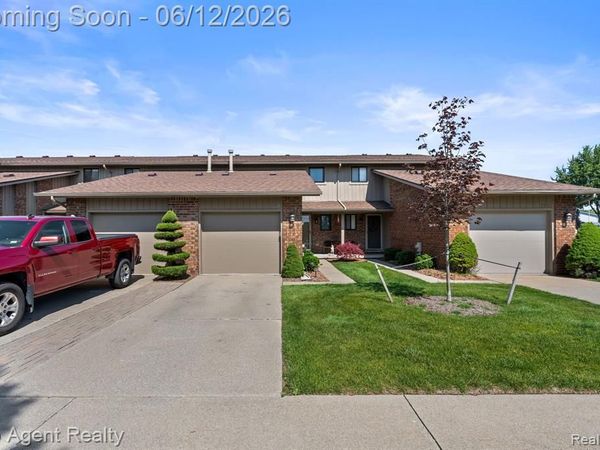 7214 Harbor Drive, Clay Twp, MI 48001