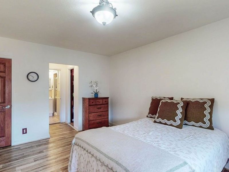 13800 Fairhill Road, Unit 512, Shaker Heights, OH 44120 Photo 13