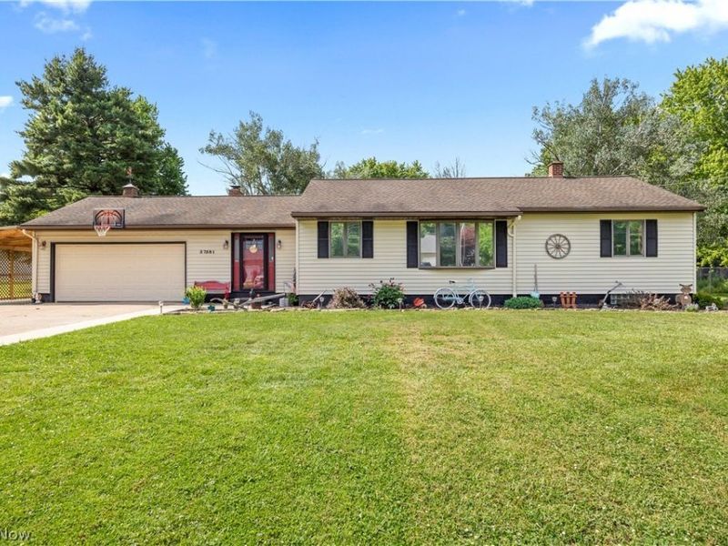 37581 Capel Road , Grafton, OH 44044 Photo 2