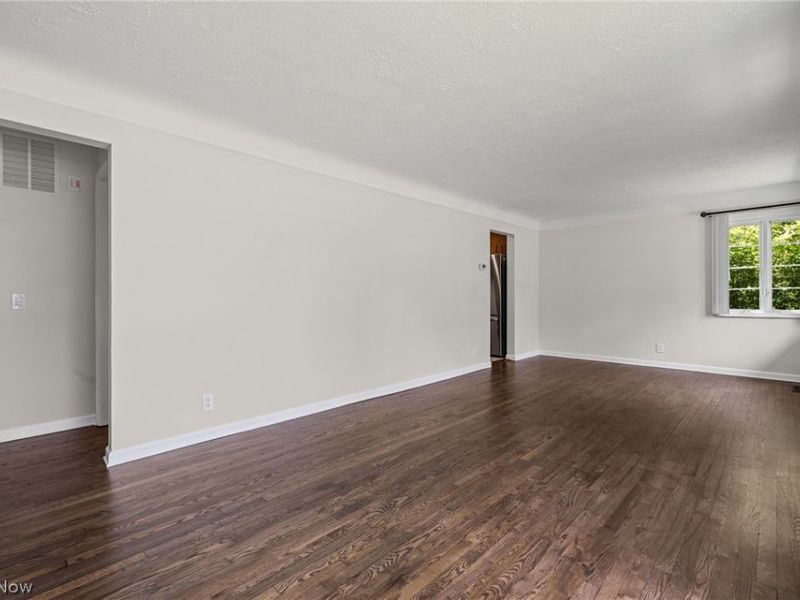 211 Wyleswood Drive, Berea, OH 44017 Photo 10