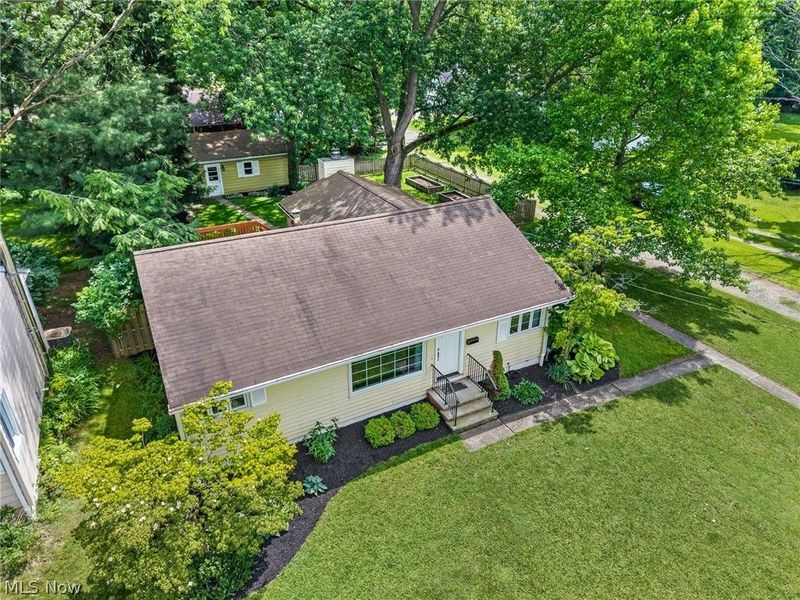 211 Wyleswood Drive, Berea, OH 44017 Photo 3