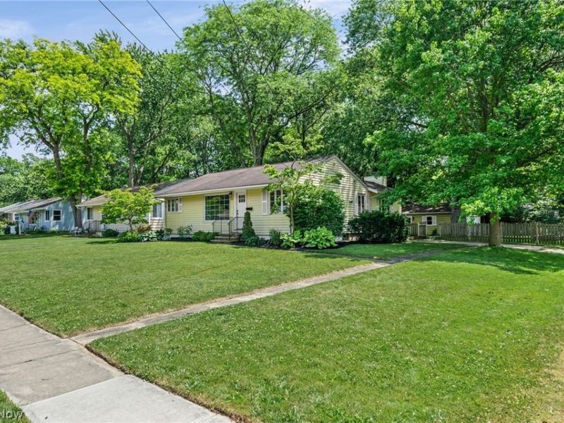 211 Wyleswood Drive, Berea, OH 44017 Photo 5