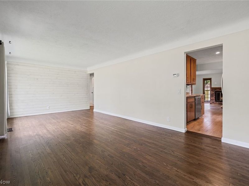 211 Wyleswood Drive, Berea, OH 44017 Photo 7