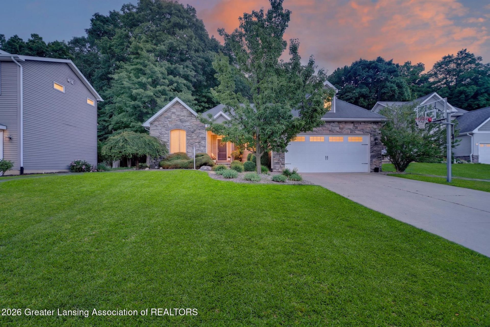 2040 Arbor Meadows Drive, Dewitt, MI 48820 Main Photo