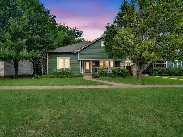 105 S 3rd Street, Midlothian, TX 76065