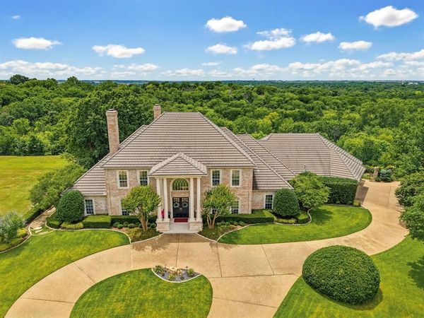 5760 Forest Highlands Drive , Fort Worth, TX 76132