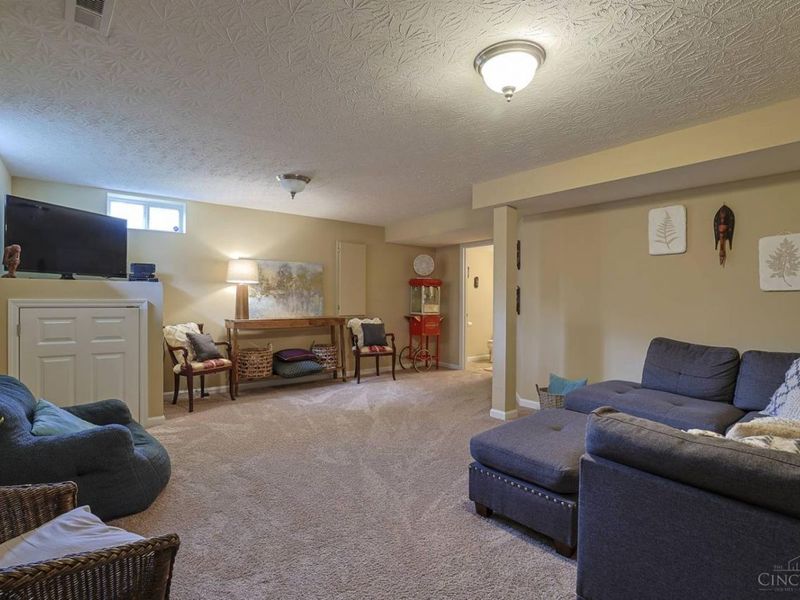 2827 Wexford, Fairfield Twp, OH 45011 Photo 23