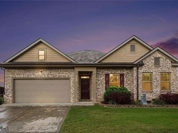 3858 Sweet Iris Circle, Loganville, GA 30052