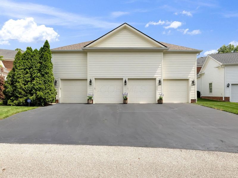 4011 Westbury, New Albany, OH 43054 Photo 2