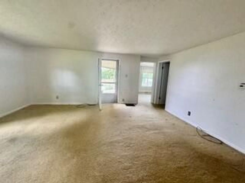 148 S Columbus Street, Sunbury, OH 43074 Photo 5