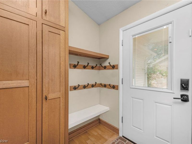 450 Lake Forest Drive, Bay Village, OH 44140 Photo 16
