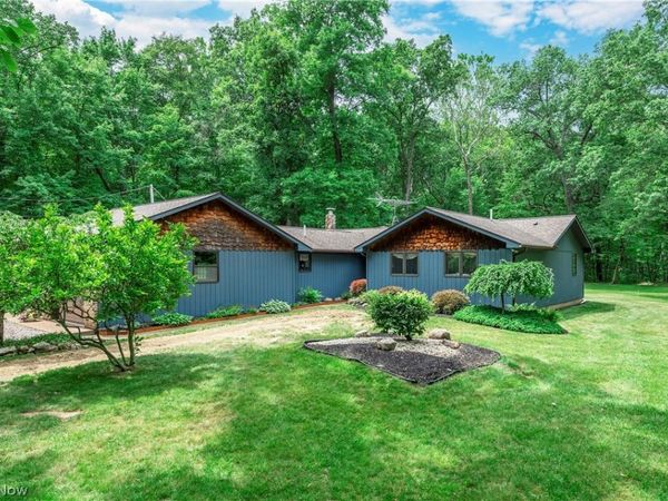 2354 Sunnyside Road, Vermilion, OH 44089