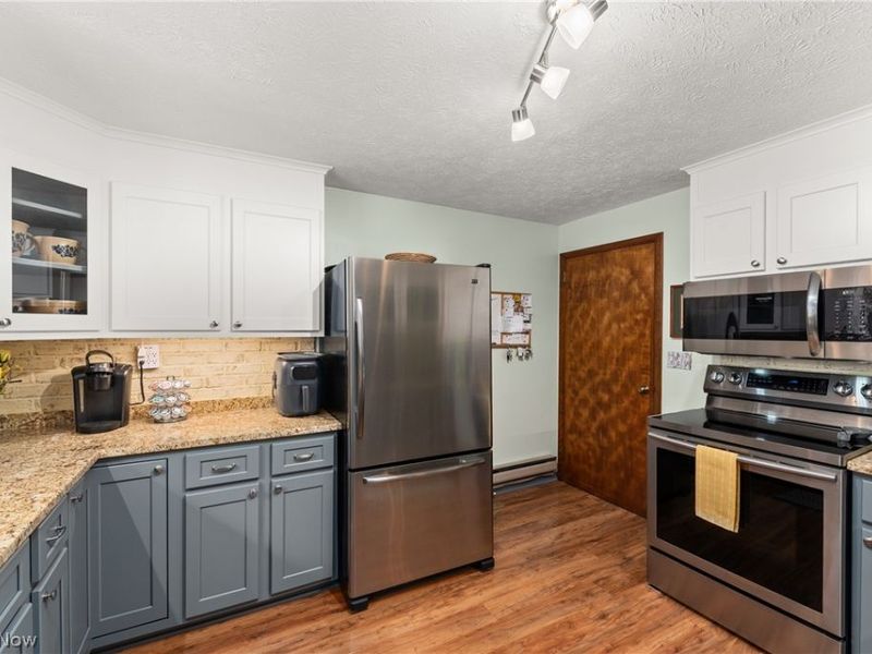 2354 Sunnyside Road, Vermilion, OH 44089 Photo 10