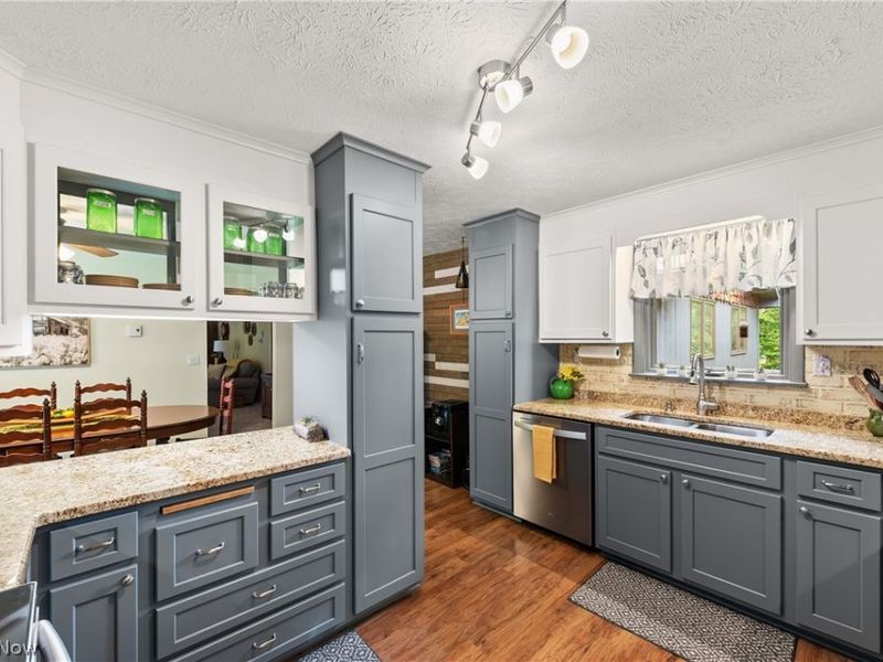 2354 Sunnyside Road, Vermilion, OH 44089 Photo 11